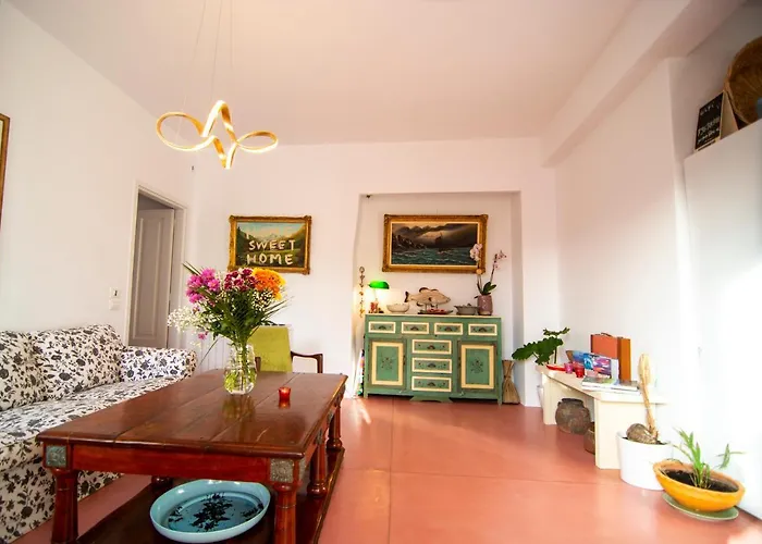 Quartano Paros Residence